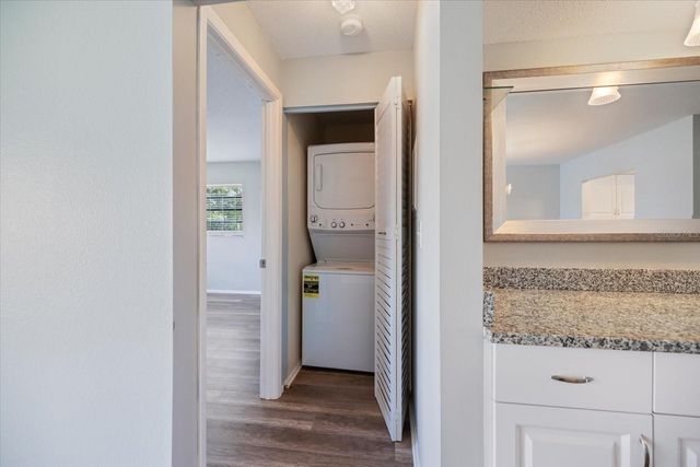 335 THREE LAKES LANE B, Venice, FL 34285