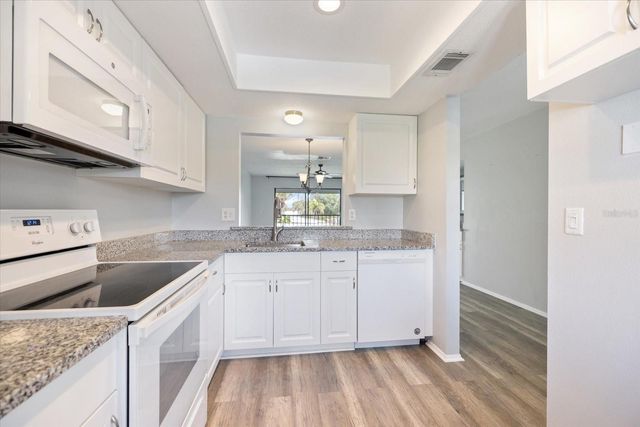 335 THREE LAKES LANE B, Venice, FL 34285