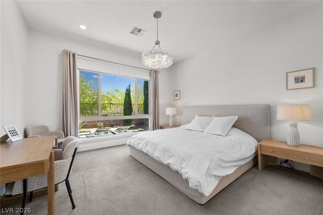 3060 Full Lotus Drive, Las Vegas, NV 89138