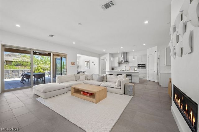 3060 Full Lotus Drive, Las Vegas, NV 89138