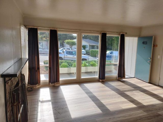 Dela Rosa Avenue, Monterey, CA 93940