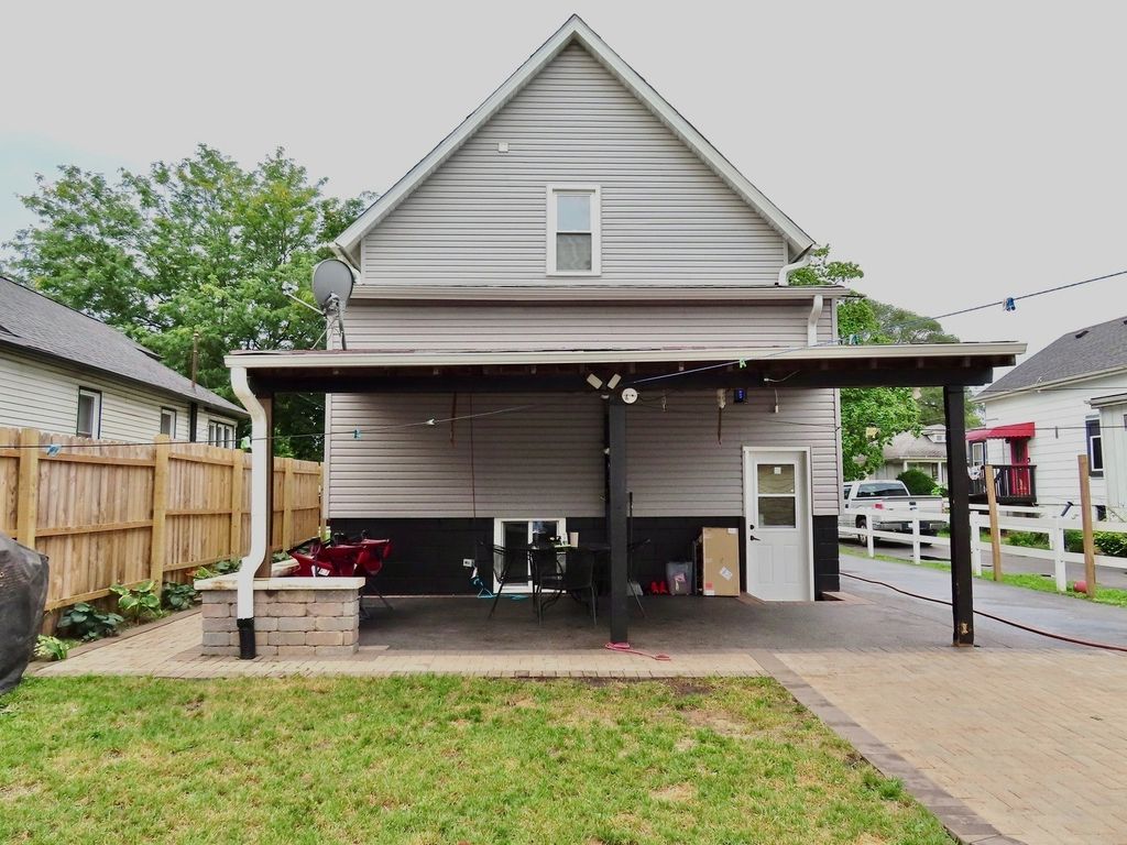 714 S Joliet Street, Joliet, IL 60436 — photo 2