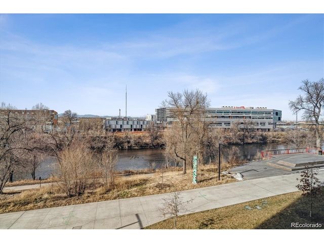3575 Chestnut Pl 202, Denver, CO 80216