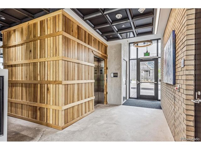 3575 Chestnut Pl 202, Denver, CO 80216
