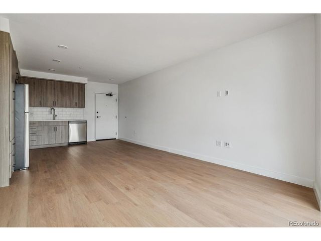 3575 Chestnut Pl 202, Denver, CO 80216
