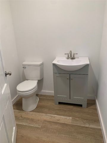 130 S MAIN Street, Springboro, PA 16435