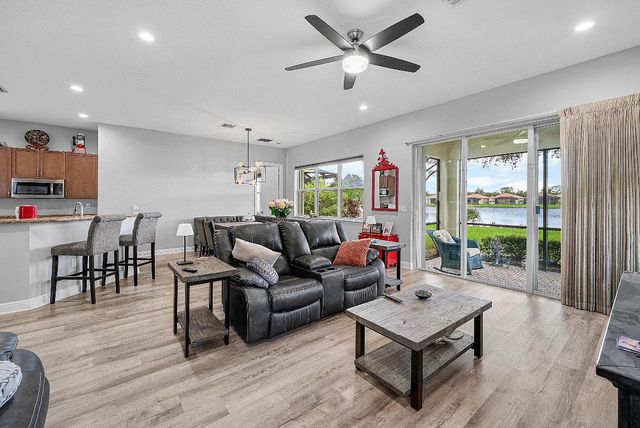 14841 Strand Lane, Delray Beach, FL 33446