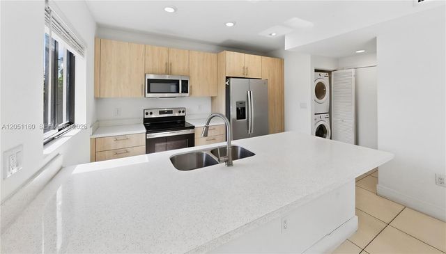 205 NW 12th Court, Florida City, FL 33034
