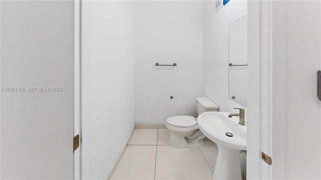 205 NW 12th Court, Florida City, FL 33034