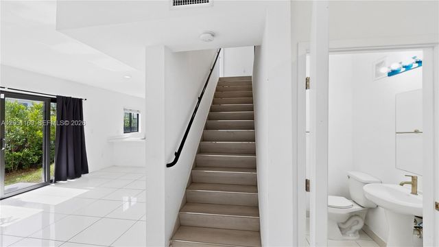 205 NW 12th Court, Florida City, FL 33034