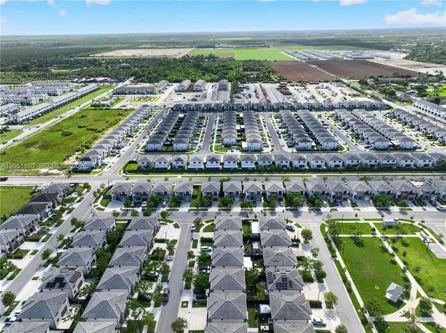 205 NW 12th Court, Florida City, FL 33034
