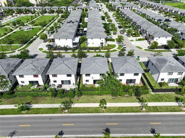 205 NW 12th Court, Florida City, FL 33034