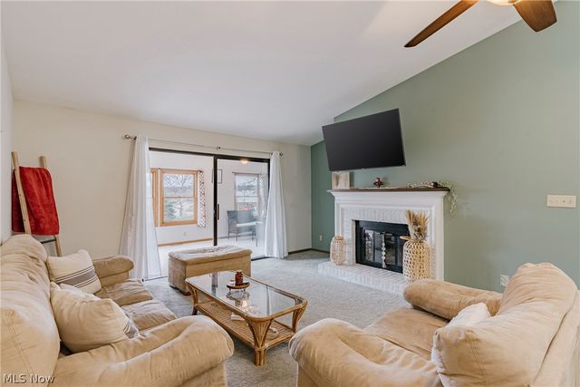 2889 Charing Cross Road NW, Canton, OH 44708