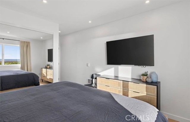 218 E Surfside, Port Hueneme, CA 93041