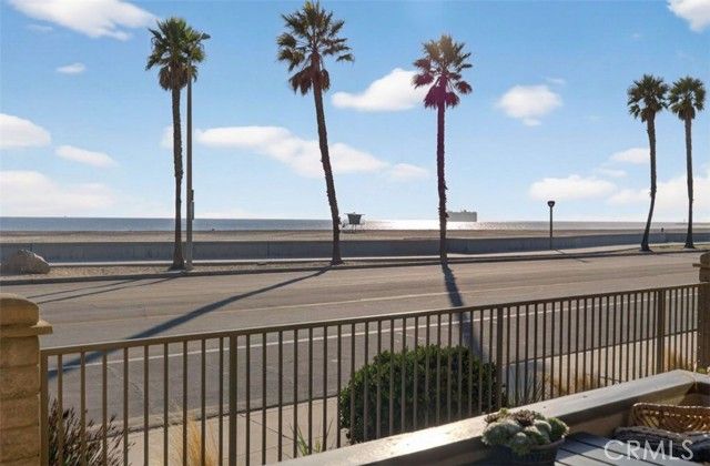 218 E Surfside, Port Hueneme, CA 93041