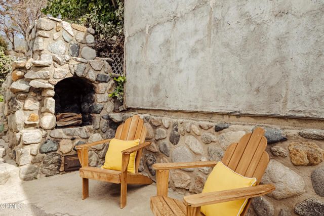 2843 Los Olivos Lane, La Crescenta, CA 91214