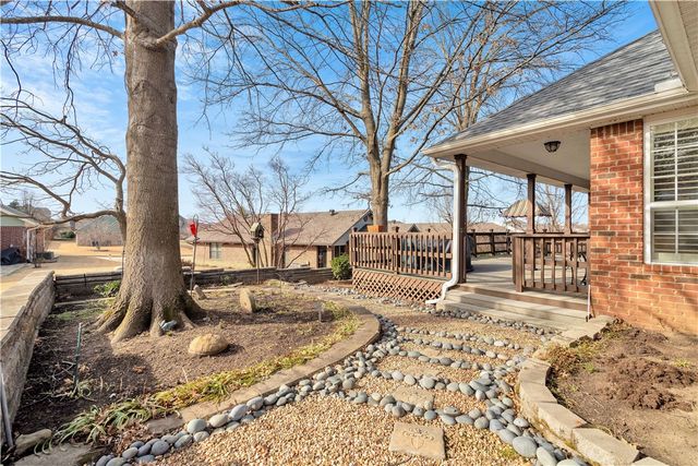 5060 Brewster Street, Springdale, AR 72764