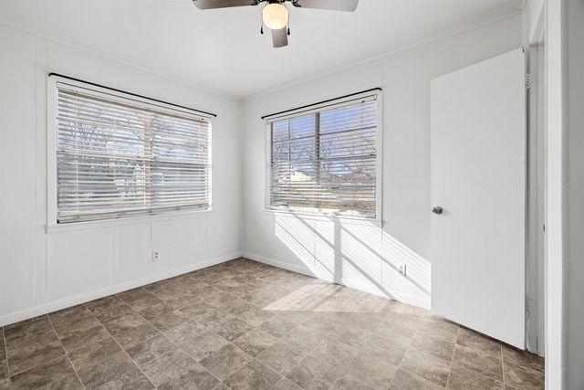 501 E Eddy, Gladewater, TX 75647