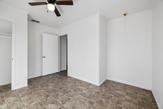 501 E Eddy, Gladewater, TX 75647