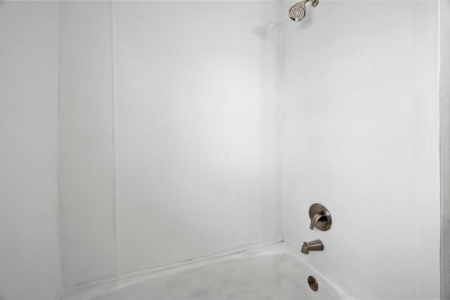 501 E Eddy, Gladewater, TX 75647