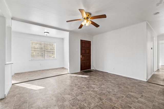 501 E Eddy, Gladewater, TX 75647