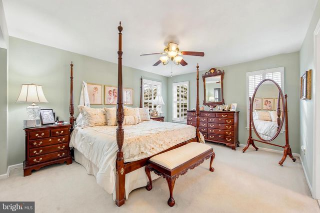 98 WALKER RD, Royersford, PA 19468