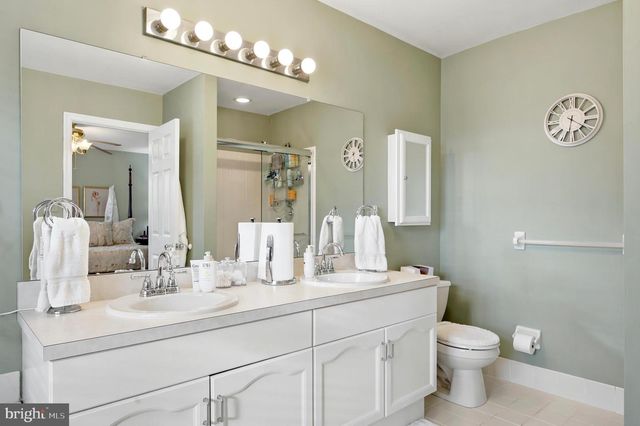 98 WALKER RD, Royersford, PA 19468