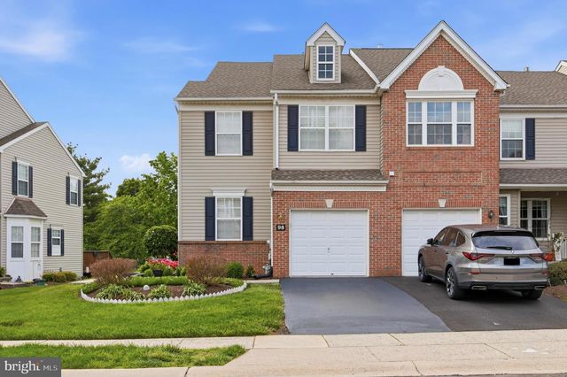 98 WALKER RD, Royersford, PA 19468
