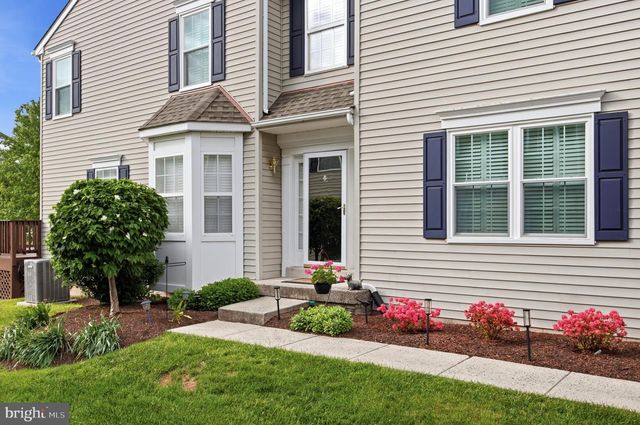 98 WALKER RD, Royersford, PA 19468