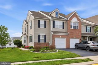 98 WALKER RD, Royersford, PA 19468