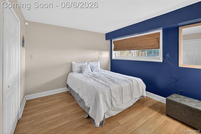 33942 Coachwood Drive, Sterling Heights, MI 48312