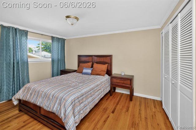 33942 Coachwood Drive, Sterling Heights, MI 48312