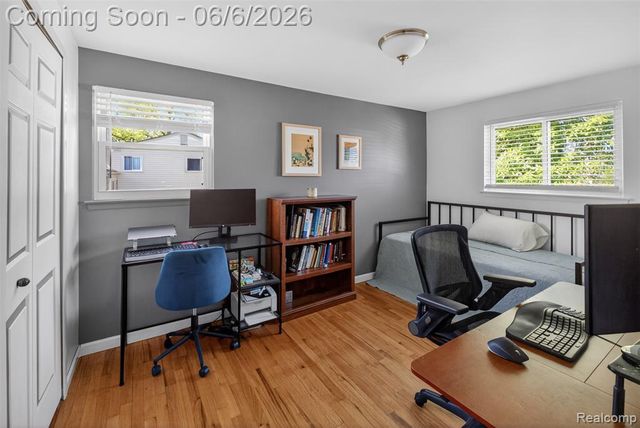 33942 Coachwood Drive, Sterling Heights, MI 48312