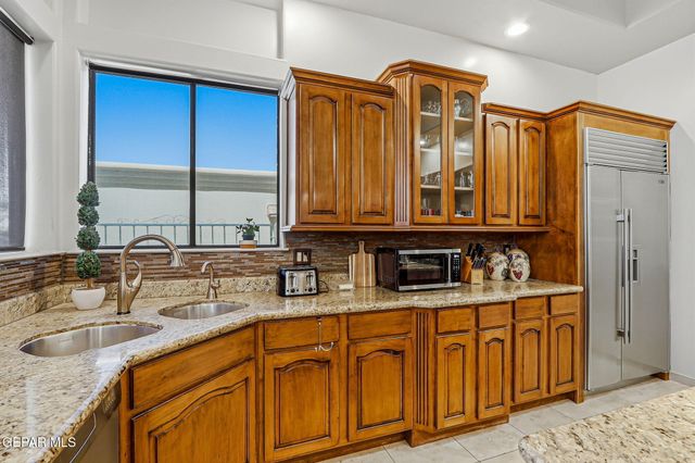 6340 FRANKLIN RED Drive, El Paso, TX 79912
