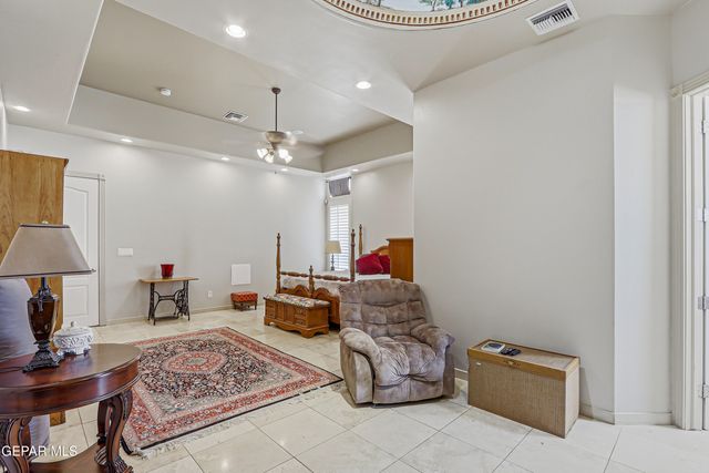 6340 FRANKLIN RED Drive, El Paso, TX 79912