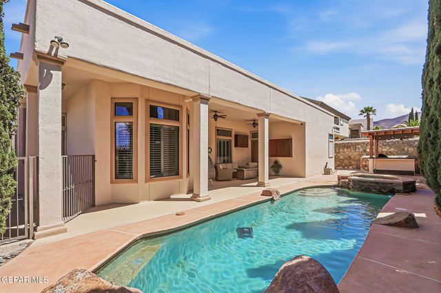 6340 FRANKLIN RED Drive, El Paso, TX 79912