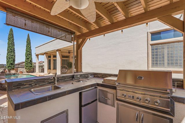6340 FRANKLIN RED Drive, El Paso, TX 79912