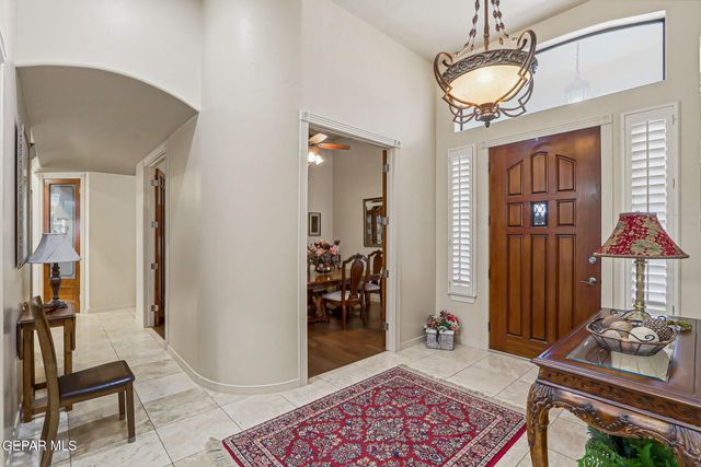 6340 FRANKLIN RED Drive, El Paso, TX 79912