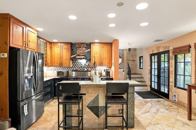 127 Cushing St, Cambridge, MA 02138