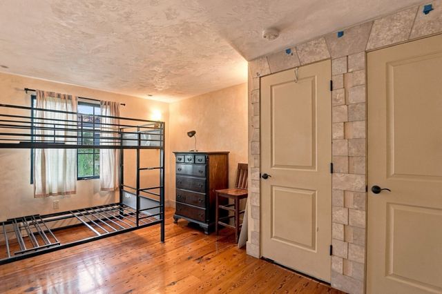 127 Cushing St, Cambridge, MA 02138