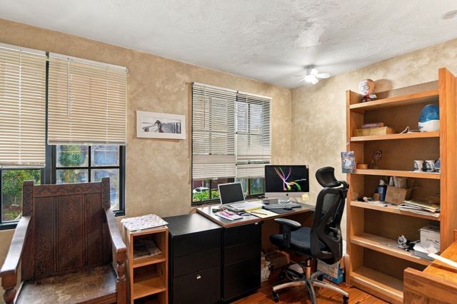 127 Cushing St, Cambridge, MA 02138
