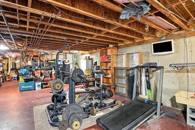 127 Cushing St, Cambridge, MA 02138