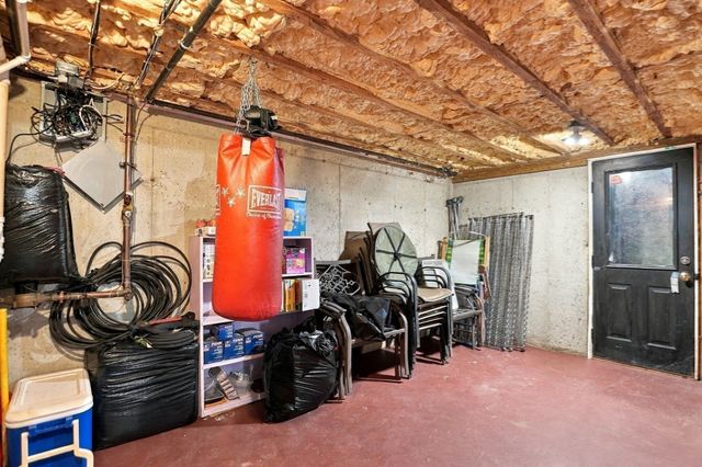 127 Cushing St, Cambridge, MA 02138