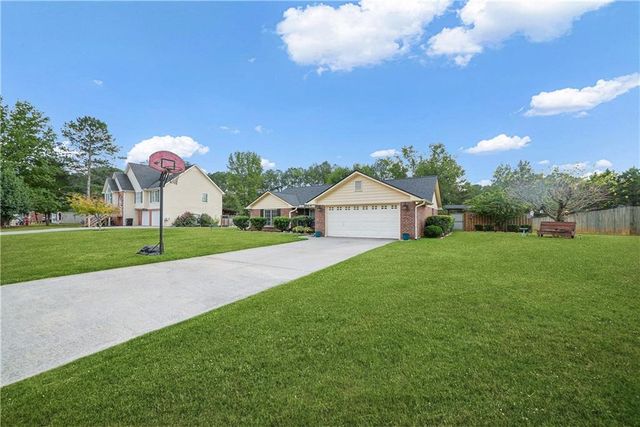 28 Greystone NW Lane, Cartersville, GA 30121