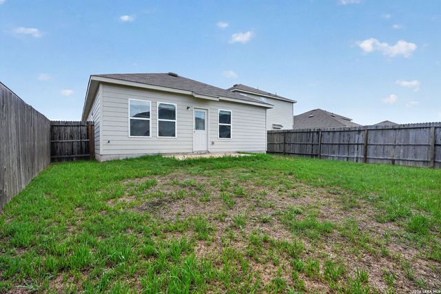 4117 ASHER ALY, St Hedwig, TX 78152