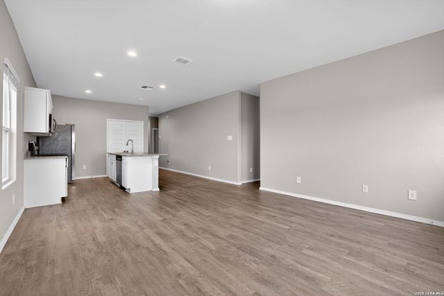 4117 ASHER ALY, St Hedwig, TX 78152