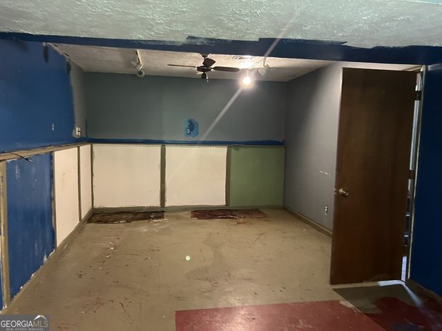 816 Cedar Lake Drive SE, Conyers, GA 30094