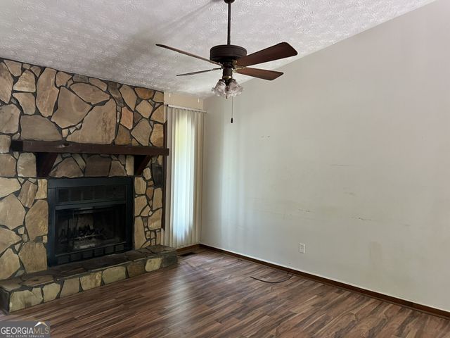 816 Cedar Lake Drive SE, Conyers, GA 30094