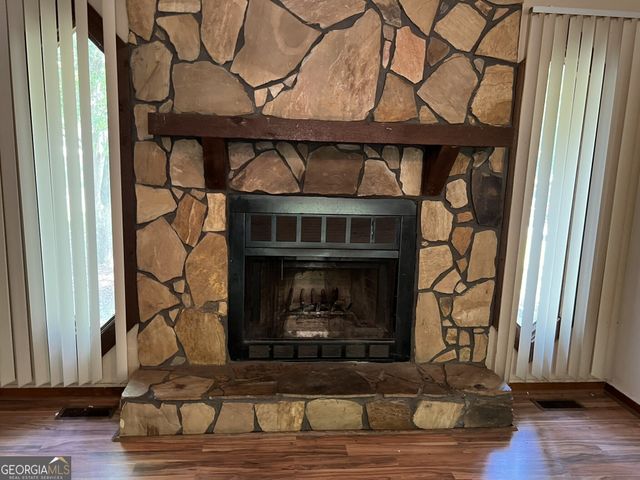 816 Cedar Lake Drive SE, Conyers, GA 30094