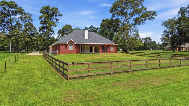 1645 Fm 3126, Livingston, TX 77351